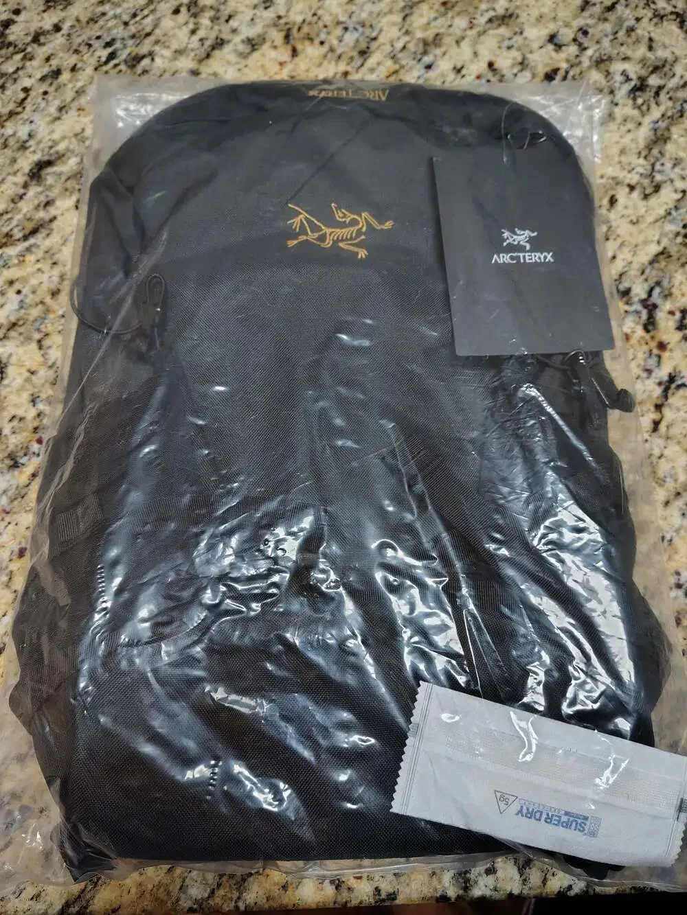 Arc'teryx Mantis 16 Backpack in Black